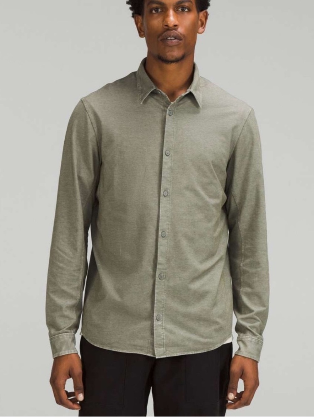 Lululemon Commission Long Sleeve Shirt
Enzyme Dye Carob Brown Green Men’s Small